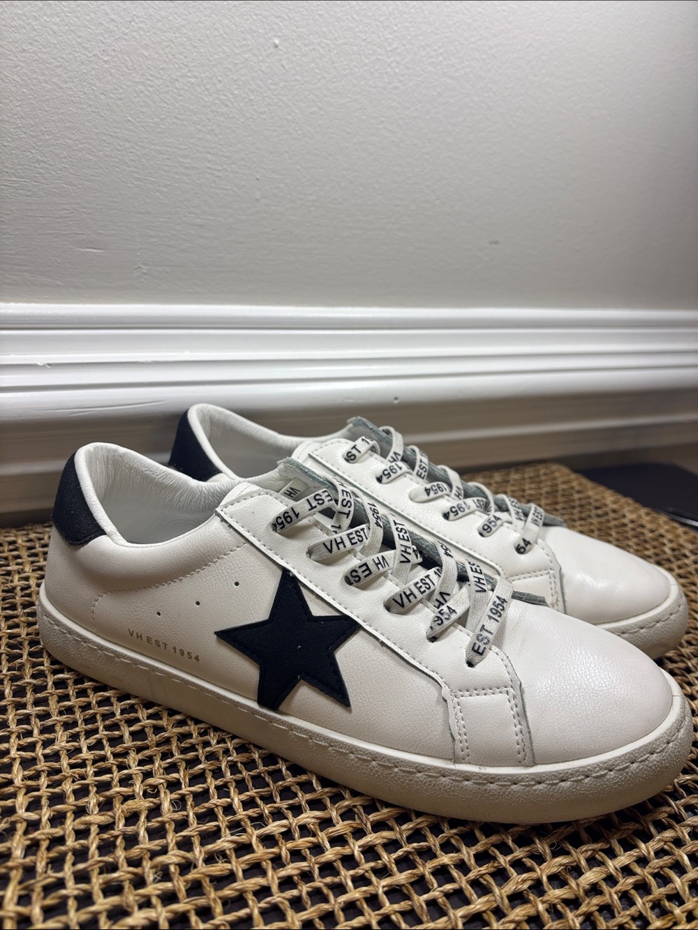 Vintage Havana White Sneakers with Black Star Accent. Great condition. Size 8.